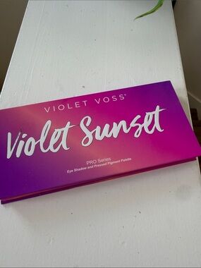 Violet Voss Violet Sunset Eyeshadow Palette - Purple Pink